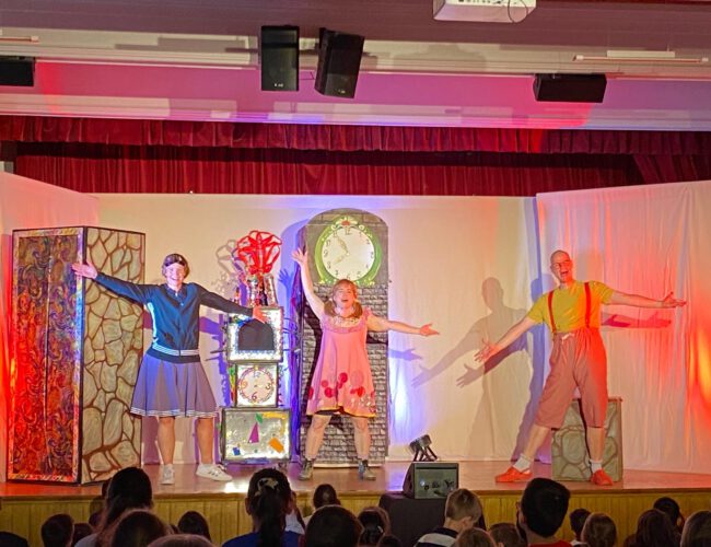 Achja! Theater
